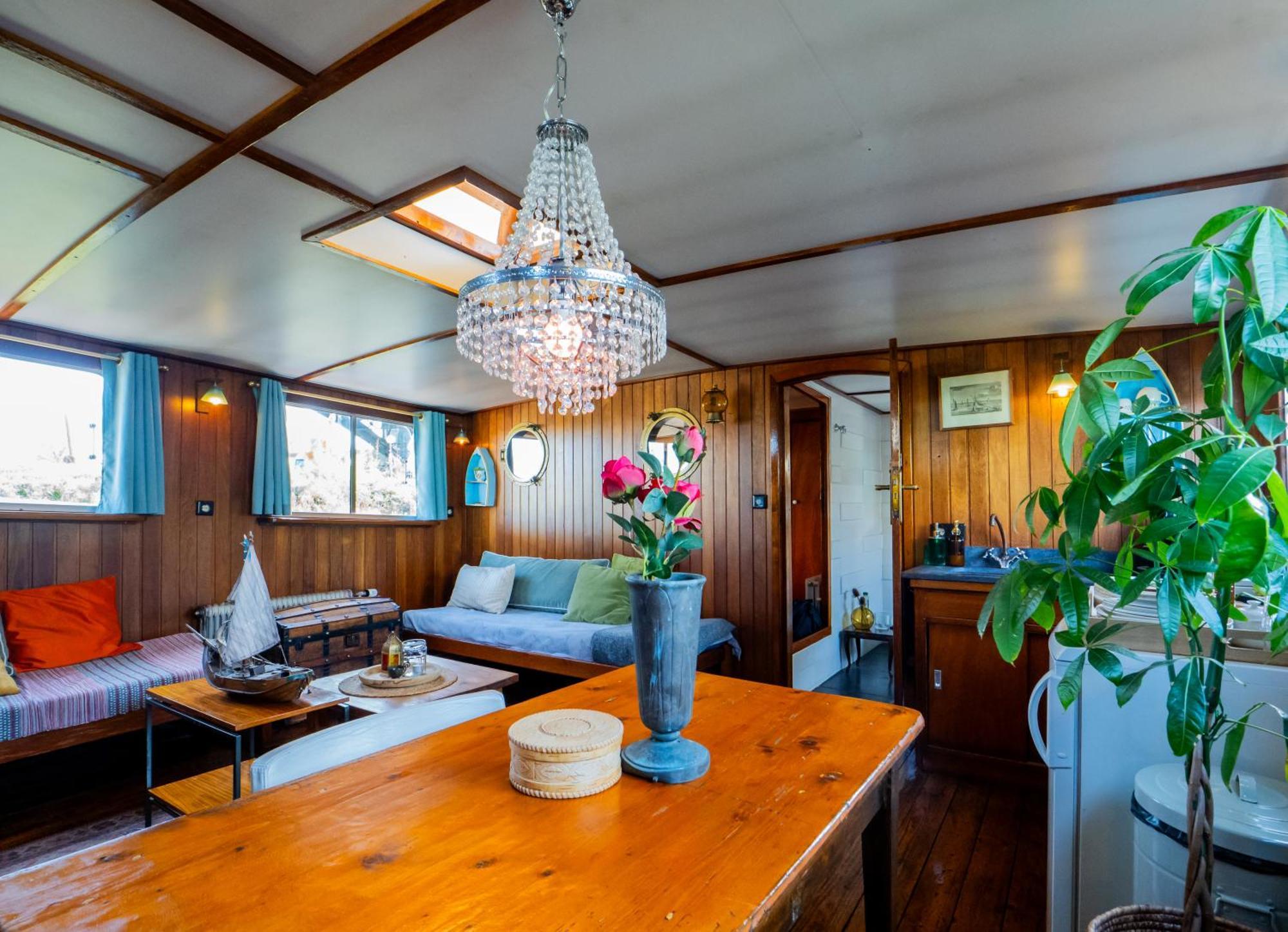 Bed & Breakfast Boat 'opoe Sientje' Nijmegen